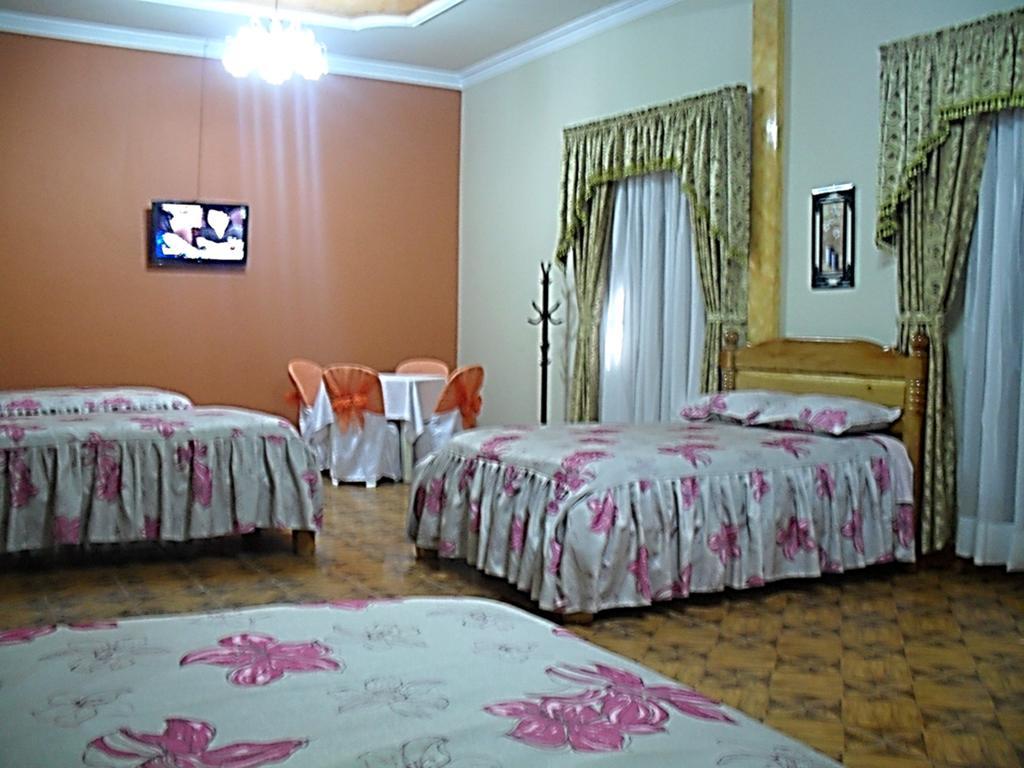Hostal Corona Blanca Sucre Habitación foto