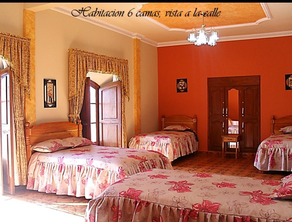 Hostal Corona Blanca Sucre Habitación foto